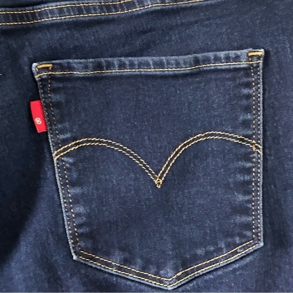 Levis 315 Shaping Bootcut Blue Dark Wash Jeans  Women Sz 32 - Picture 4 of 10